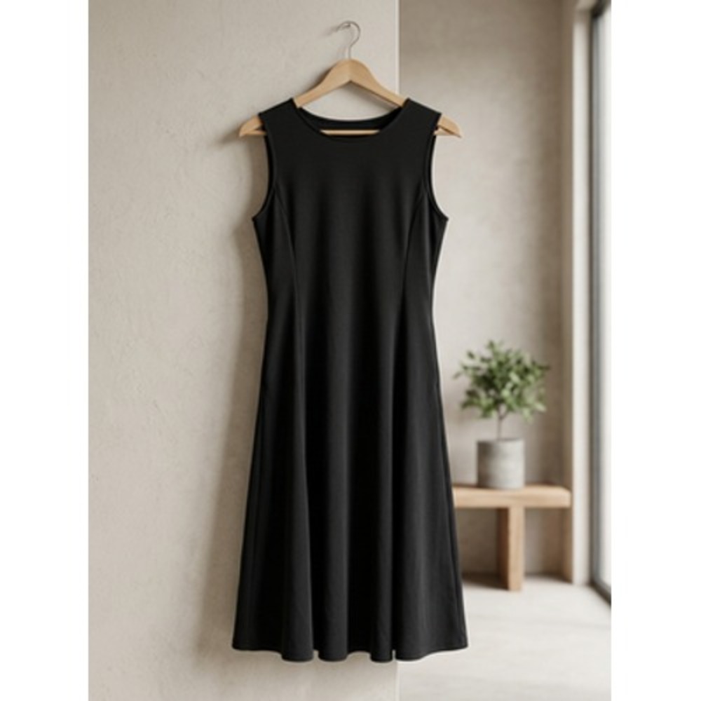 Uniqlo Sleeveless Maxi Dress Women S Black Solid Round Neck Minimalist Gown